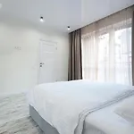 Luxury Nest Center Apartment *