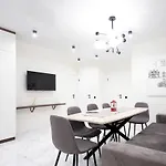 Apartment Luxury Nest Center Lviv
