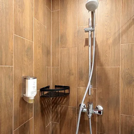 Luxury Nest Center *