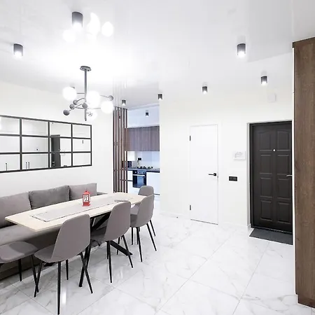 Lägenhet Luxury Nest Center *