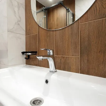 Lägenhet Luxury Nest Center