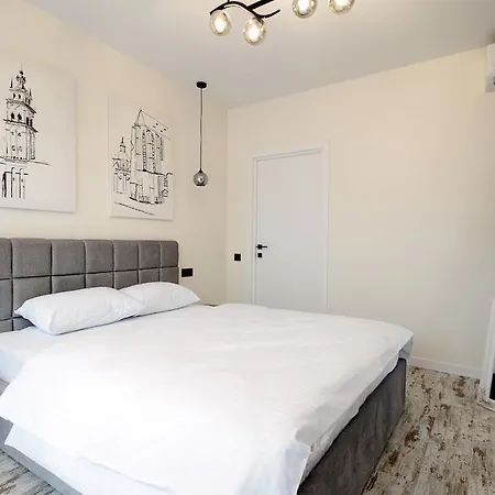 Luxury Nest Center Апартаменти Львів
