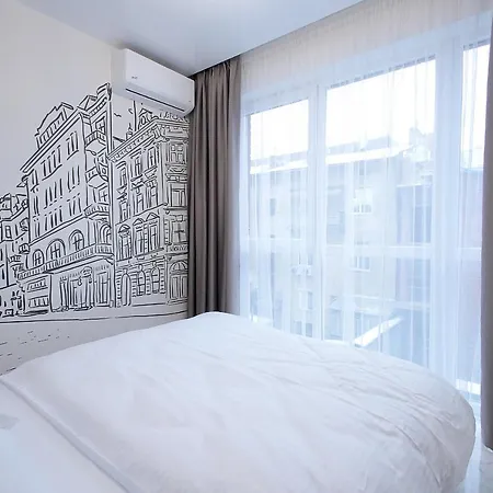 Luxury Nest Center *