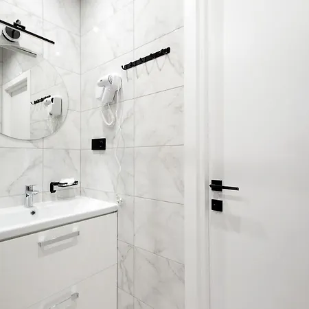 Lägenhet Luxury Nest Center *