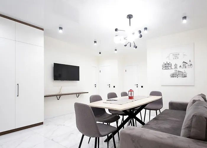 Apartamento Luxury Nest Center Leópolis