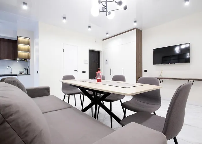 Apartment Luxury Nest Center