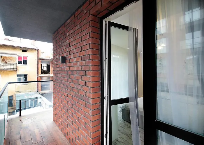 Luxury Nest Center Apartment